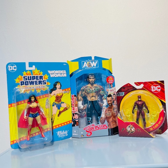 Bundle of Super Heros - Picture 1 of 2